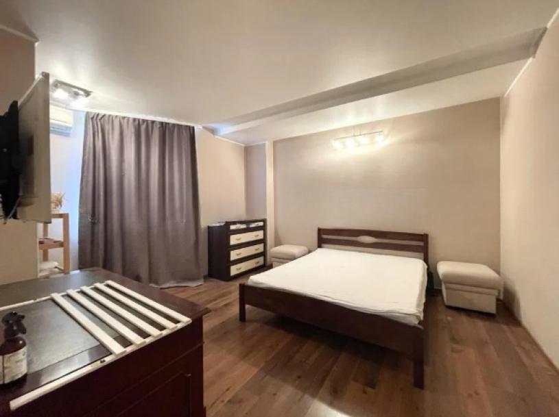 Квартира, 1-кімн., Харьков, Гагарина метро , Героев Небесной Сотни пл. (Руднева пл.)