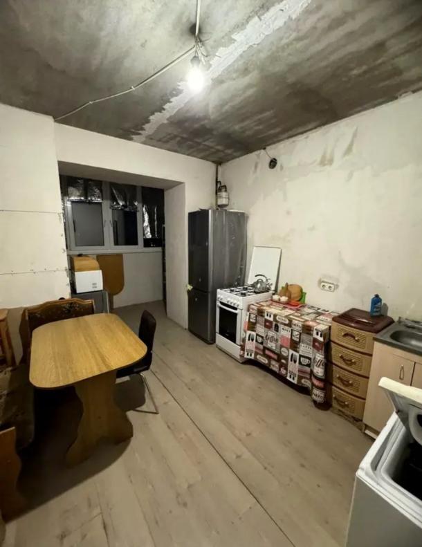 Квартира, 2-кімн., Харьков, 1 Северная Салтовка, Родниковая (Красного милиционера, Кирова)