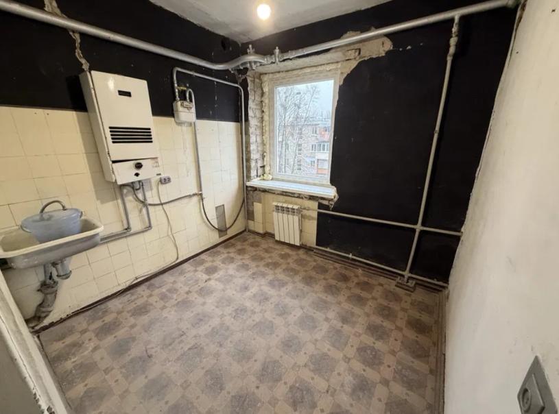 Квартира, 1-кімн., Харьков, Павлово Поле, 23 Августа