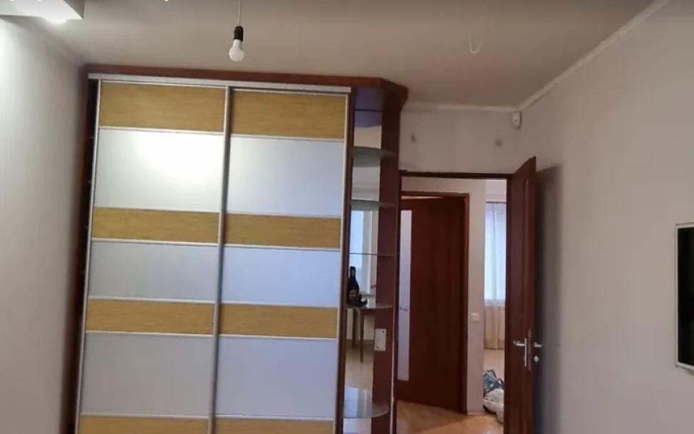 Квартира, 3-кімн., Харьков, Алексеевка, Людвига Свободы пр.