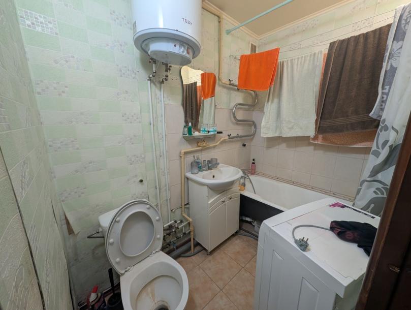 Квартира, 1-кімн., Харьков, Новые Дома, Байрона пр. (Героев Сталинграда пр.)