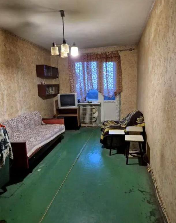 Квартира, 3-кімн., Харьков, 522м/р, Академика Павлова