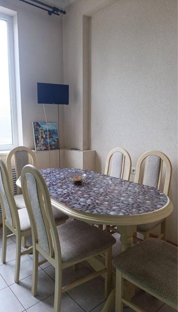 Квартира, 2-кімн., Харьков, ХТЗ, Александровский пр.