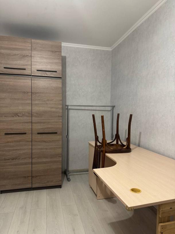 Квартира, 3-кімн., Харьков, 607м/р, Тракторостроителей просп.