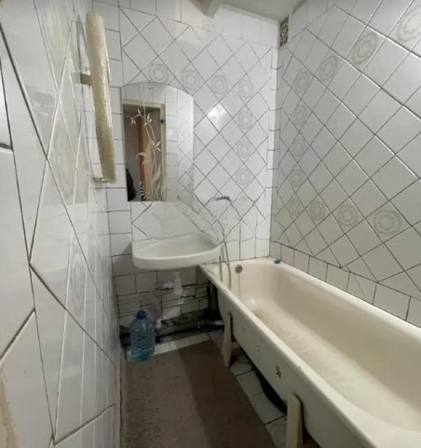 Квартира, 2-кімн., Харьков, 604м/р, Тракторостроителей просп.