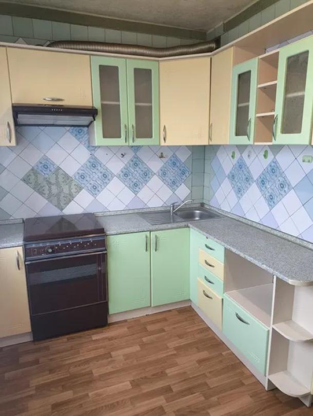 Квартира, 2-кімн., Харьков, 625м/р, Амосова