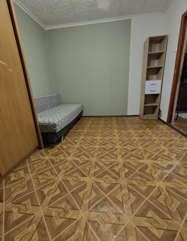 Квартира, 1-кімн., Харьков, Залютино