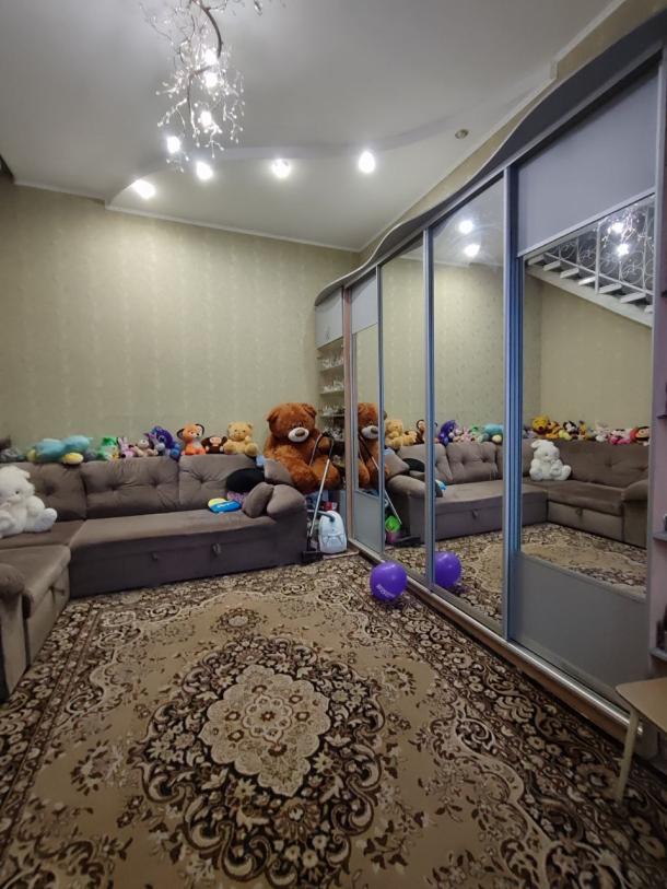 Квартира, 2-кімн., Харьков, Центральный рынок метро, Чеботарская