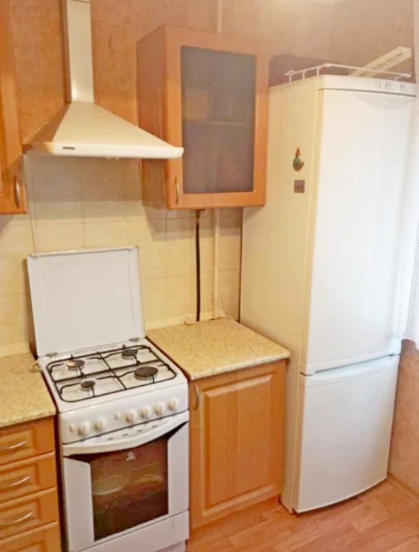 Квартира, 2-кімн., Клугино-Башкировка, Чугуевский район, Горишного