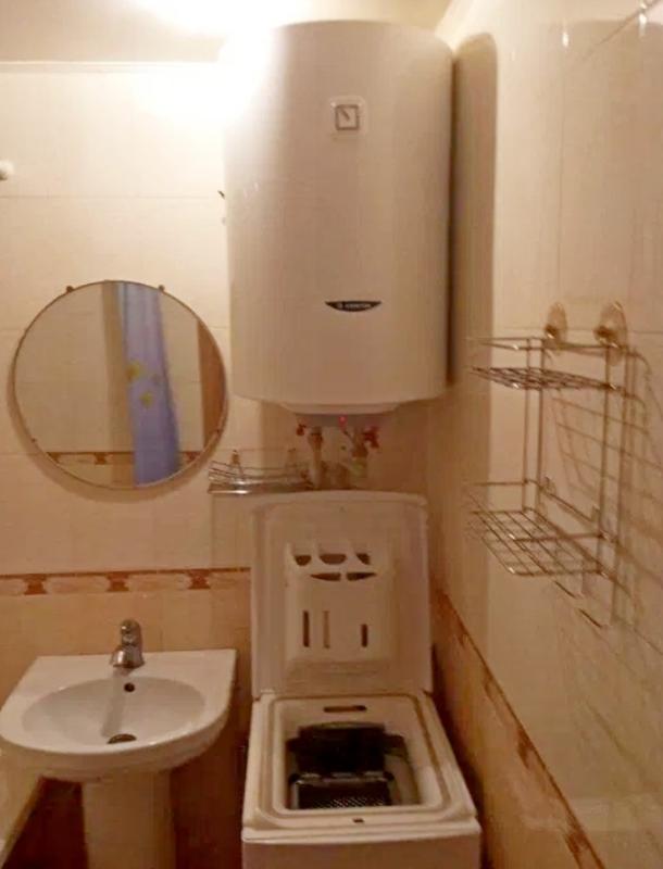 Квартира, 2-кімн., Клугино-Башкировка, Чугуевский район, Горишного