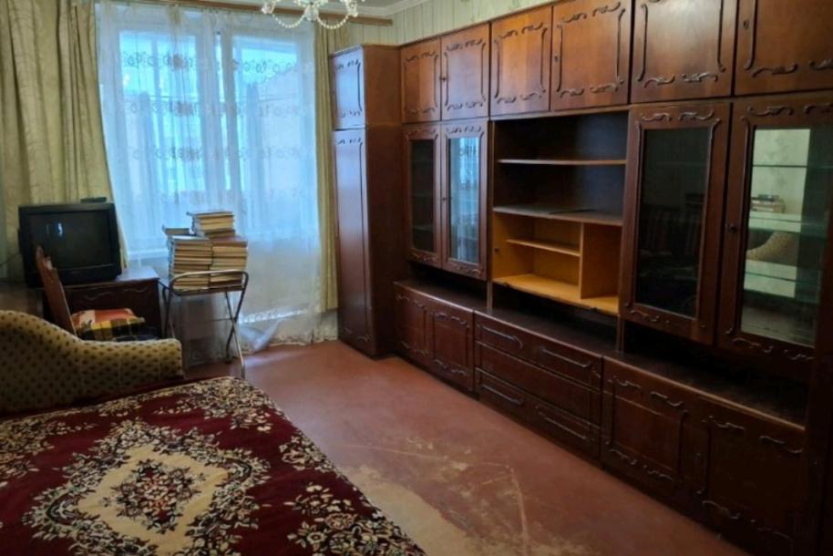 Квартира, 3-кімн., Харьков, Алексеевка, Победы пр.