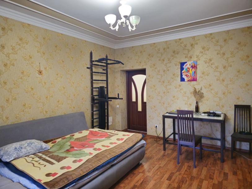 Квартира, 2-кімн., Харьков, ХТЗ, Индустриальный просп. (Фрунзе проспект)