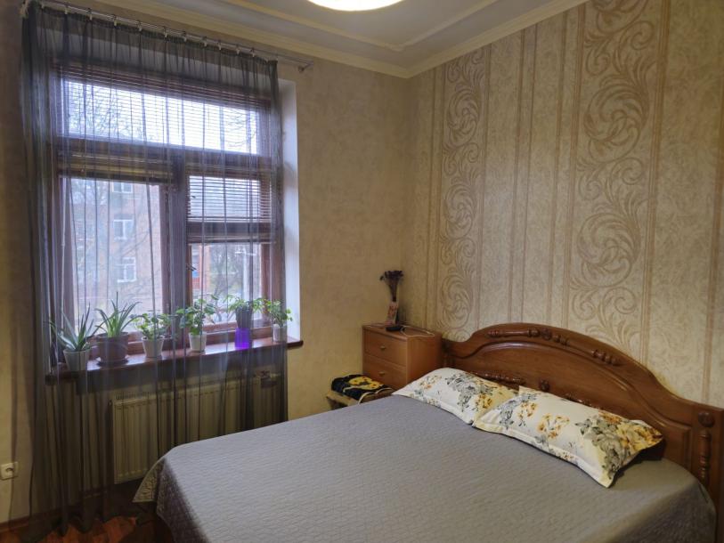 Квартира, 2-кімн., Харьков, ХТЗ, Индустриальный просп. (Фрунзе проспект)