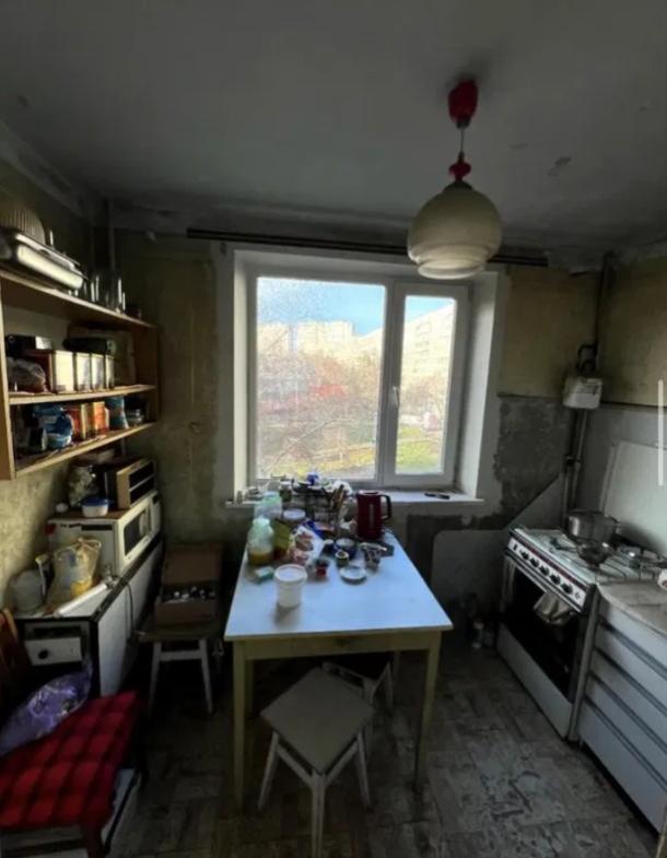 Квартира, 3-кімн., Харьков, Алексеевка, Ахсарова