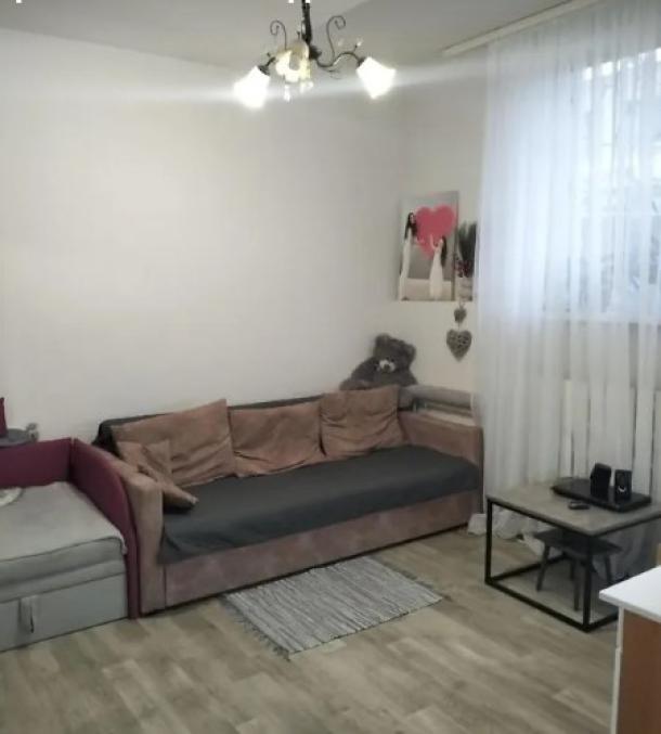 Гостинка, Харьков, 603м/р, Юбилейный пр. (50 лет ВЛКСМ пр.)