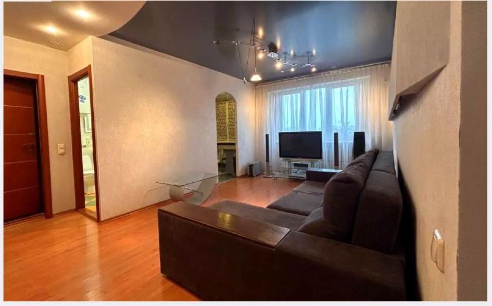 Квартира, 3-кімн., Харьков, 533м/р, Бучмы