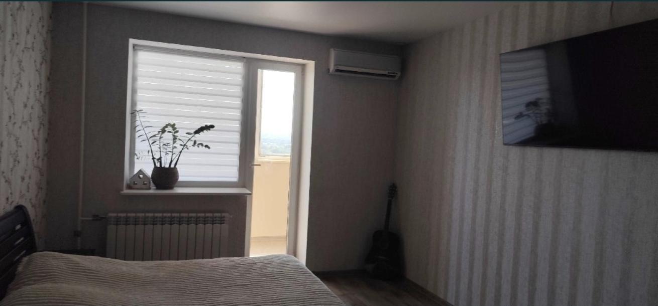 Квартира, 1-кімн., Солоницевка, Харьковский район, Независимости (Луначарского,70 Лет Октября, Буденого)