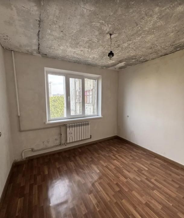 Квартира, 3-кімн., Харьков, 1 Северная Салтовка, Соборности Украины (Дружбы Народов)