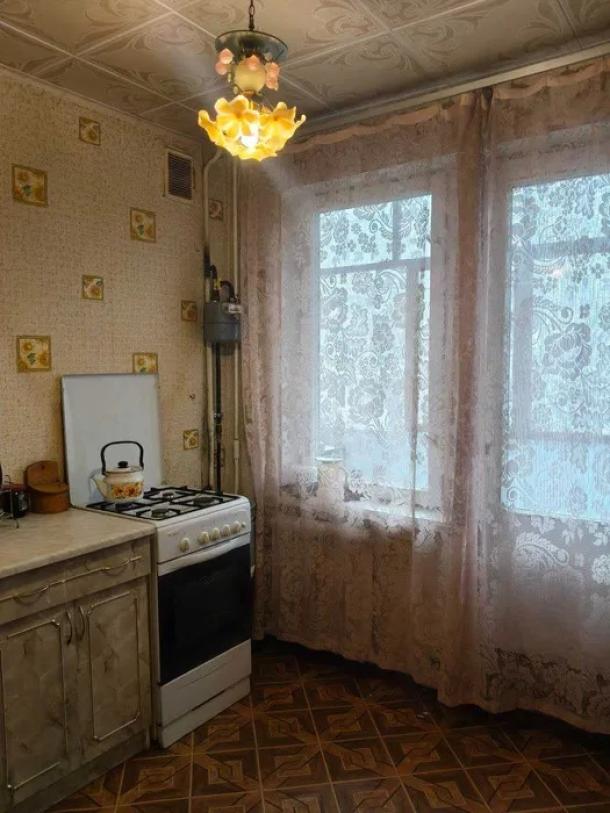 Квартира, 2-кімн., Харьков, Восточный, Михаила Комарова (Тархова)