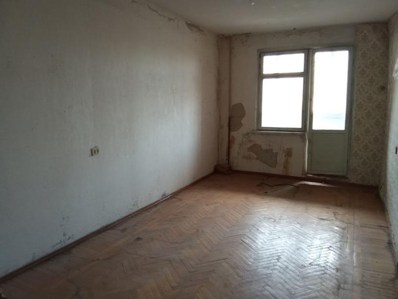 Квартира, 3-кімн., Харьков, 602м/р, Амосова