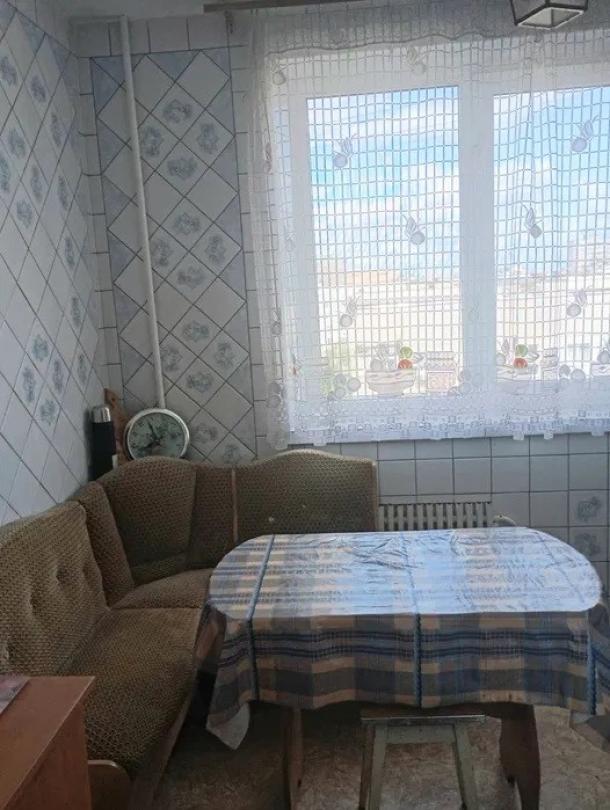 Квартира, 3-кімн., Харьков, Холодная Гора, Холодногорская (Елизарова)