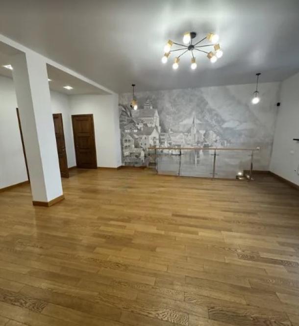 Квартира, 5-кімн., Харьков, Нагорный, Алчевских