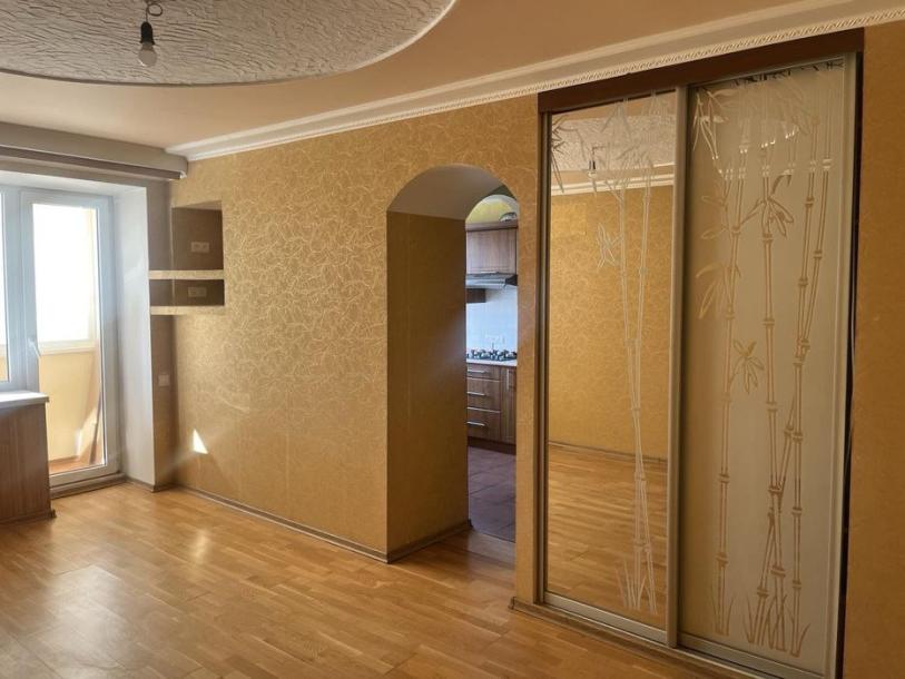 Квартира, 1-кімн., Харьков, Завод Малышева метро, Георгия Тарасенко (Плехановская)