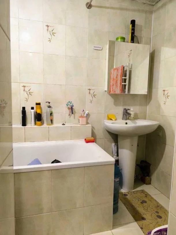 Квартира, 3-кімн., Харьков, Павлово Поле, 23 Августа