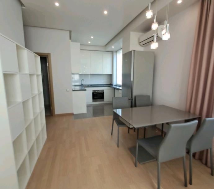 Квартира, 2-кімн., Харьков, Павлово Поле, Станислава Парталы (Балакирева)