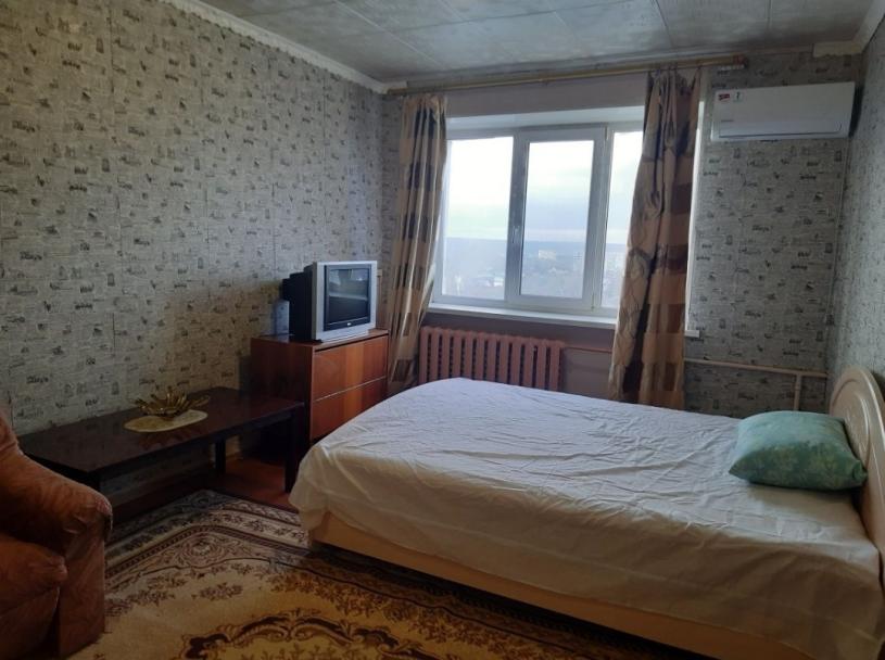 Квартира, 1-кімн., Харьков, Павлово Поле, 23 Августа