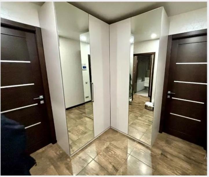 Квартира, 2-кімн., Харьков, 522м/р, Непокоренных (Героев Труда)