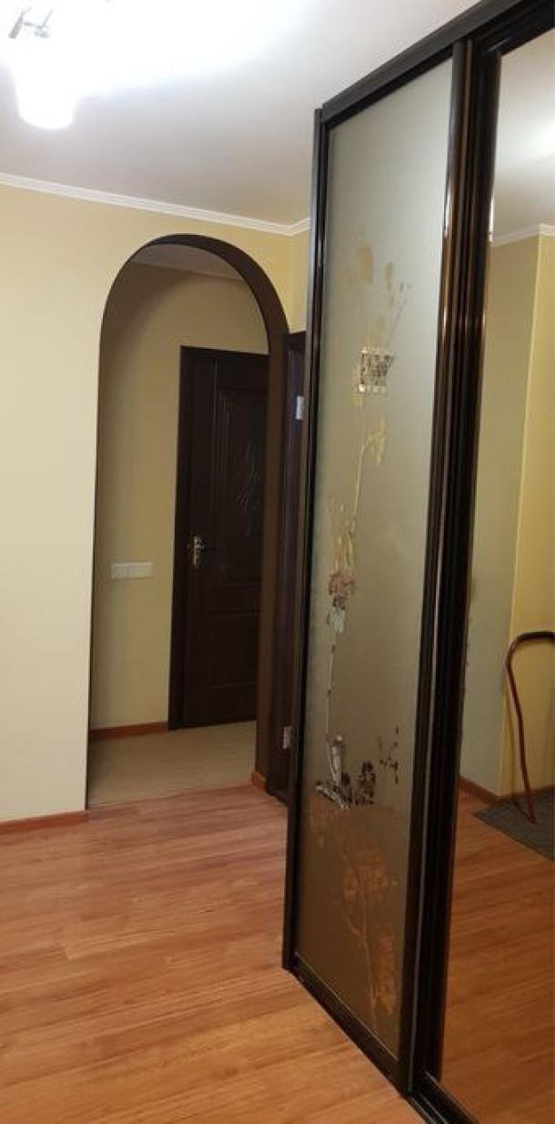 Квартира, 2-кімн., Харьков, 608м/р, Гвардейцев Широнинцев