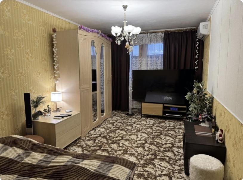 Квартира, 3-кімн., Харьков, 656м/р, Юбилейный пр. (50 лет ВЛКСМ пр.)