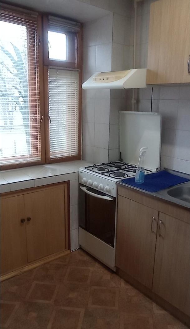 Квартира, 2-кімн., Харьков, 603м/р, Тракторостроителей просп.