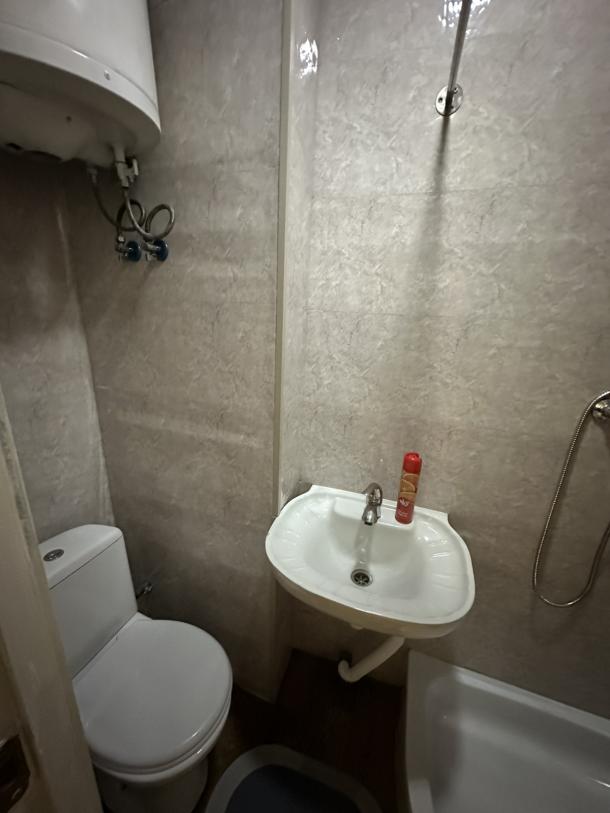 Гостинка, Харьков, Бавария, Китаенко