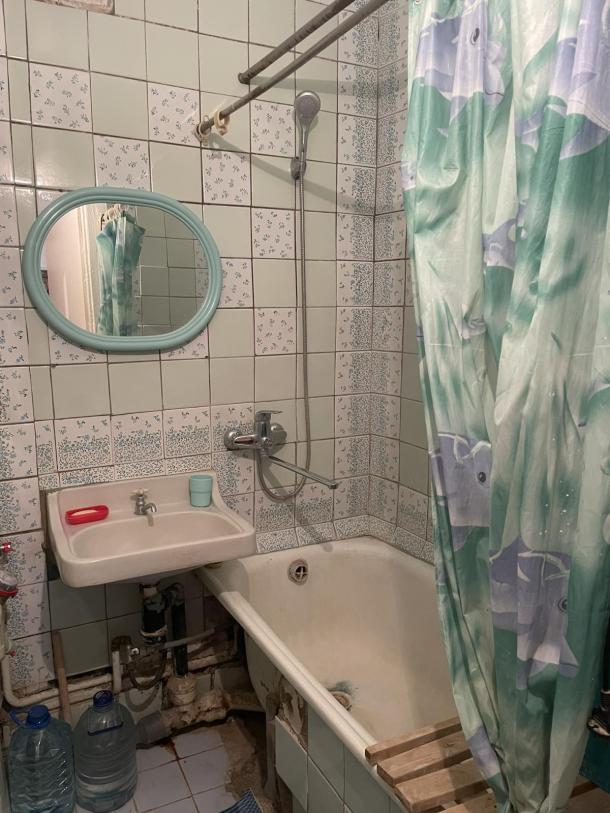 Квартира, 3-кімн., Харьков, 533м/р, Тракторостроителей просп.