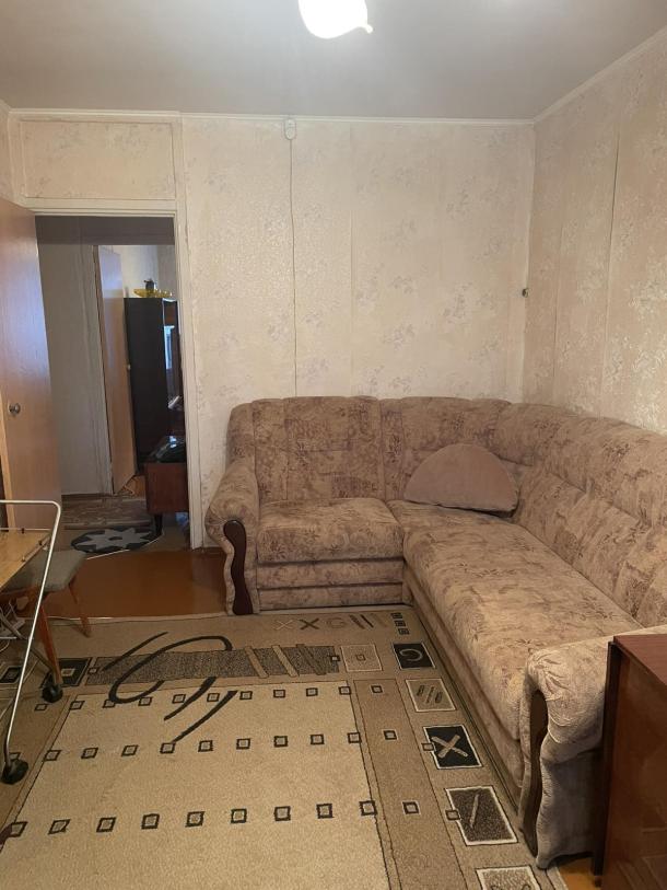 Квартира, 3-кімн., Харьков, 533м/р, Тракторостроителей просп.