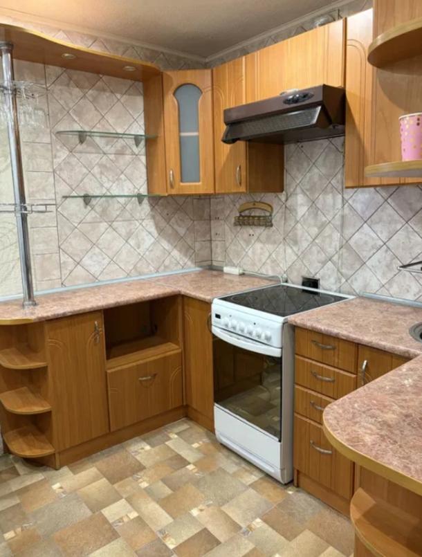 Квартира, 2-кімн., Харьков, Завод Шевченко, Академика Богомольца