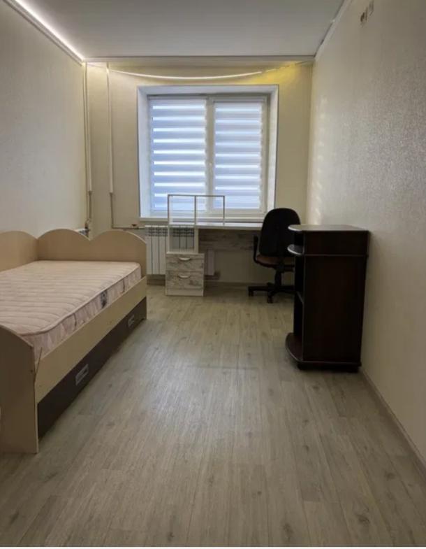 Квартира, 2-кімн., Харьков, Завод Шевченко, Академика Богомольца