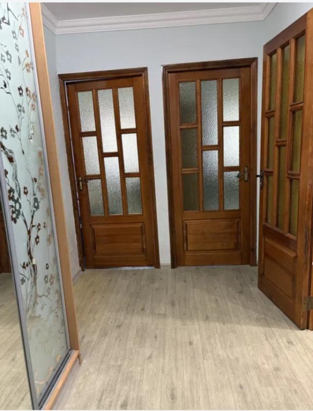 Квартира, 2-кімн., Харьков, Завод Шевченко, Академика Богомольца