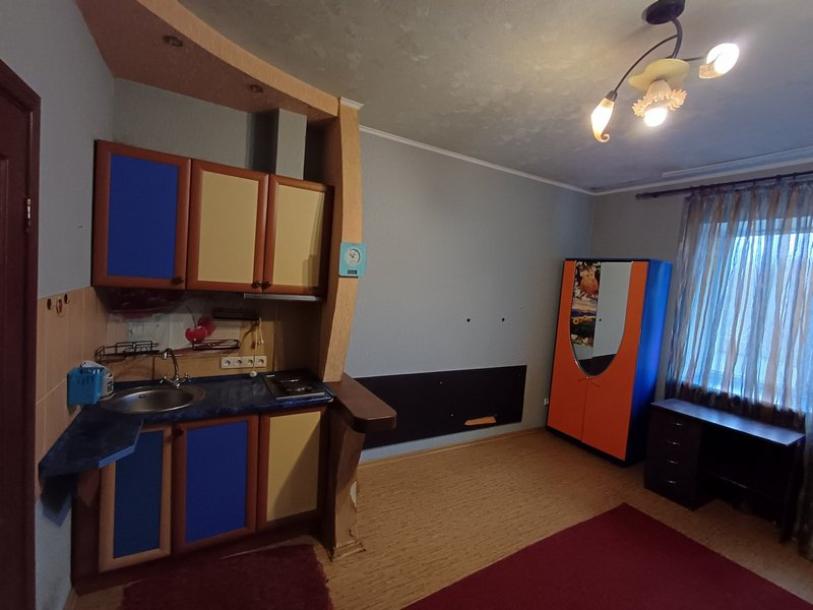 Гостинка, Харьков, Масельского метро, Героев Харькова пр-т