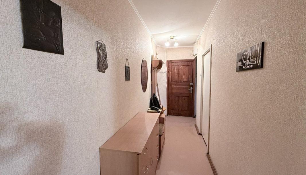 Квартира, 3-кімн., Харьков, Горизонт, Героев Харькова пр-т