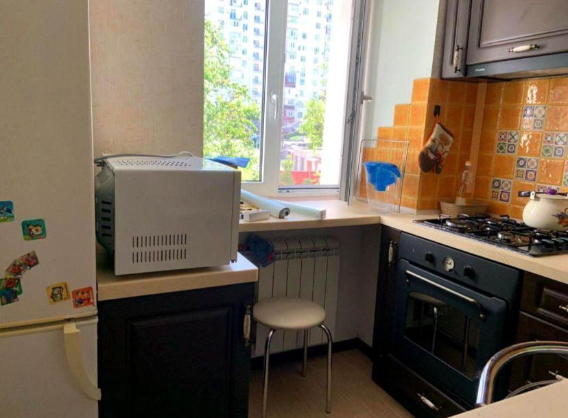 Квартира, 2-кімн., Харьков, Гагарина метро , Гимназическая наб. (Красношкольная набережная)