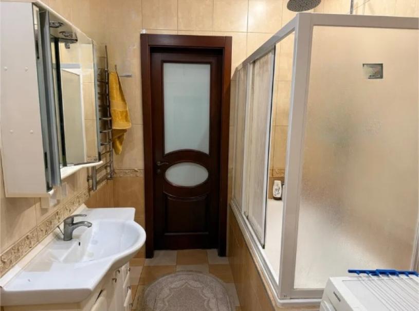 Квартира, 3-кімн., Харьков, ХТЗ, Библика