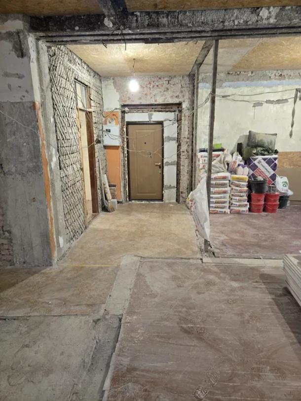 Квартира, 3-кімн., Харьков, Павлово Поле, Клочковская