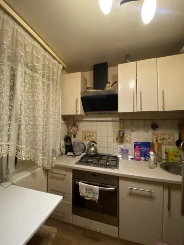 Квартира, 2-кімн., Харьков, 603м/р, Тракторостроителей просп.