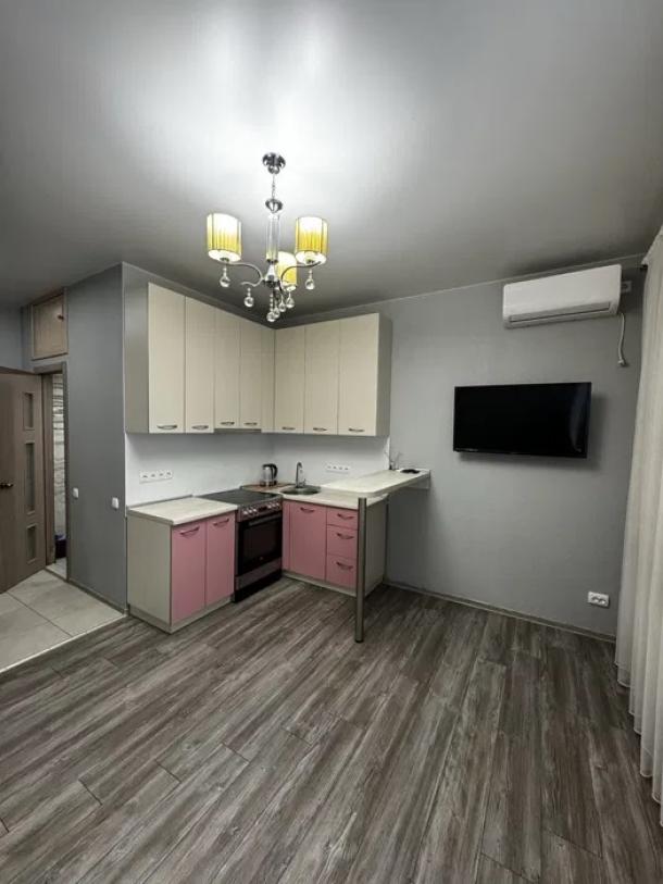 Гостинка, Харьков, Старая Салтовка, Салтовское шоссе