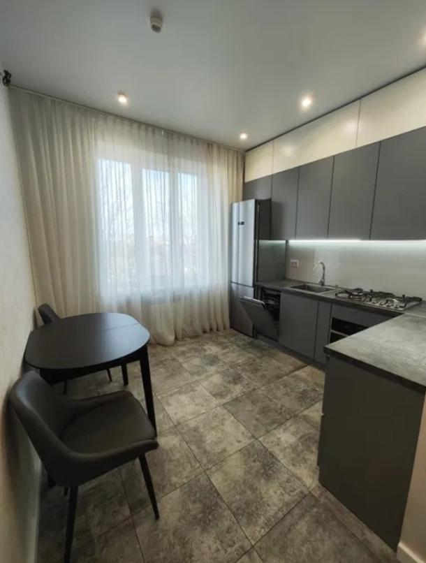 Квартира, 2-кімн., Харьков, Новые Дома, Героев Харькова пр-т