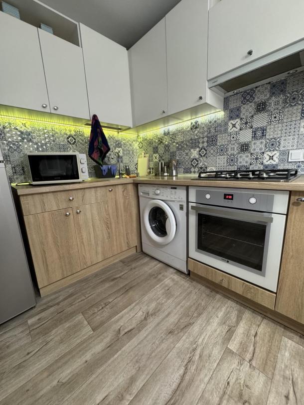 Квартира, 3-кімн., Харьков, 1 Северная Салтовка, Леся Сердюка (Командарма Корка)