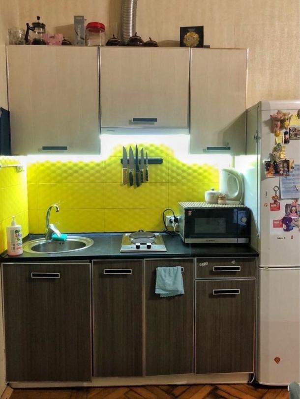 Купить гостинка, Харьков, Защитников Украины метро, Добровольцев (Молодой Гвардии)